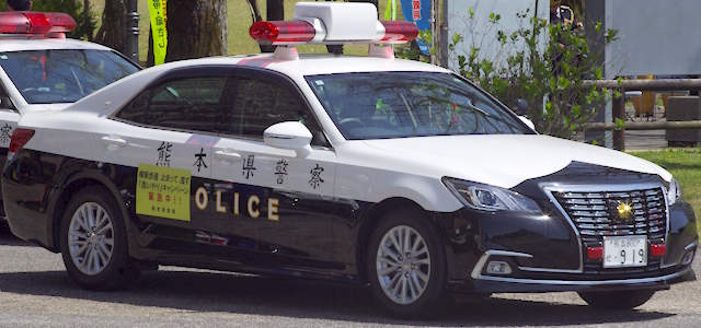 �N���E��