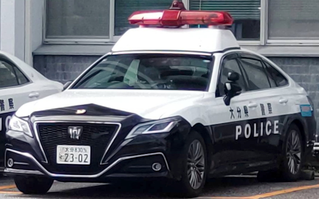 �N���E��