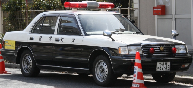 クラウン