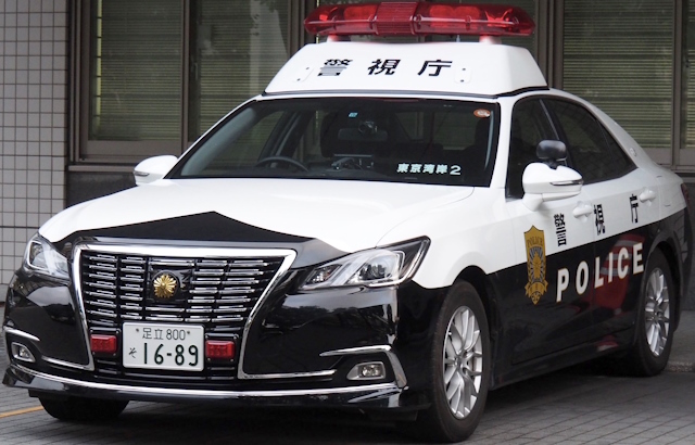 クラウン